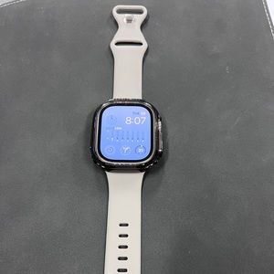 Apple Watch Ultra (GPS + Cellular) 49mm Titanium Case  (locked to ATT)